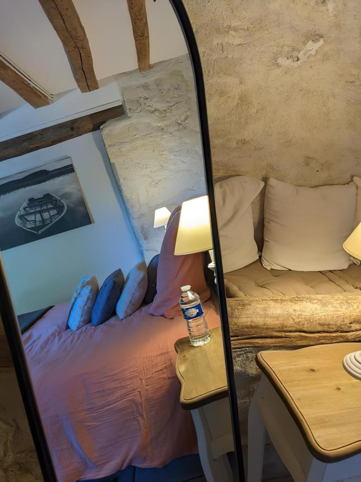 Domaine Les Feuillants Hotell Crouzilles Rum bild